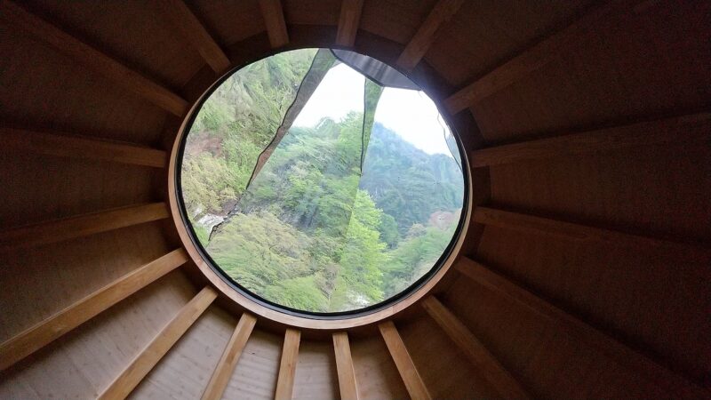 清津峡渓谷足湯（ペリスコープ）